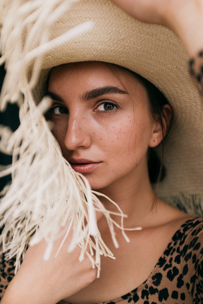 Clear Skin Guide: Tips to Manage and Prevent Acne Breakouts